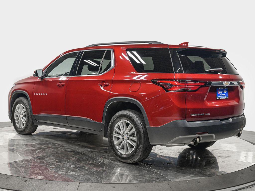 used 2023 Chevrolet Traverse car, priced at $31,498