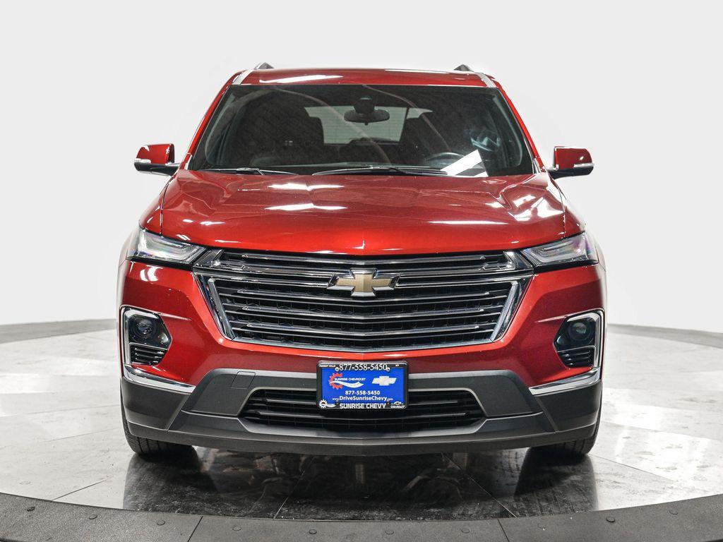 used 2023 Chevrolet Traverse car, priced at $31,498