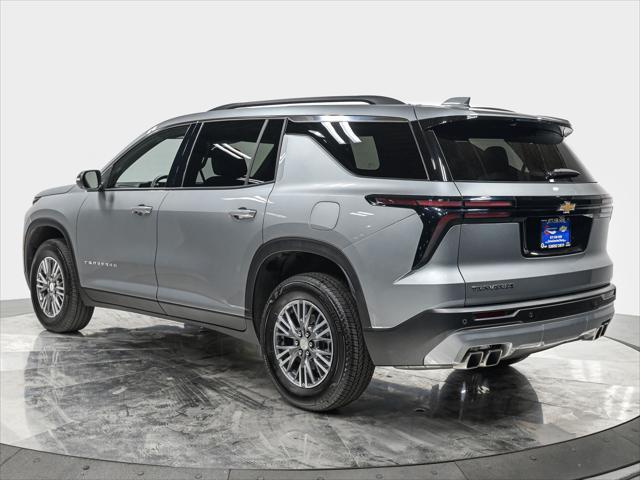 used 2025 Chevrolet Traverse car, priced at $41,990
