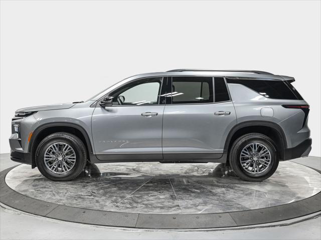 used 2025 Chevrolet Traverse car, priced at $41,990