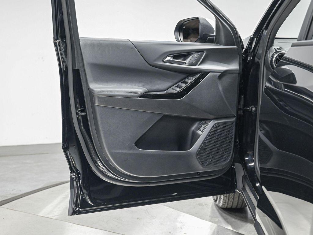 used 2025 Chevrolet Equinox car, priced at $29,450