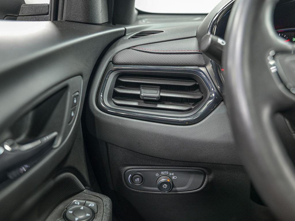 used 2022 Chevrolet Equinox car, priced at $24,507