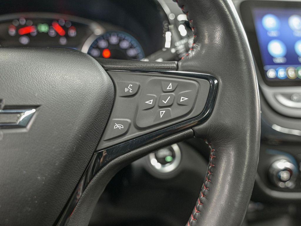 used 2022 Chevrolet Equinox car, priced at $24,507