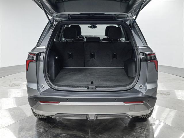 used 2025 Chevrolet Equinox car, priced at $29,240