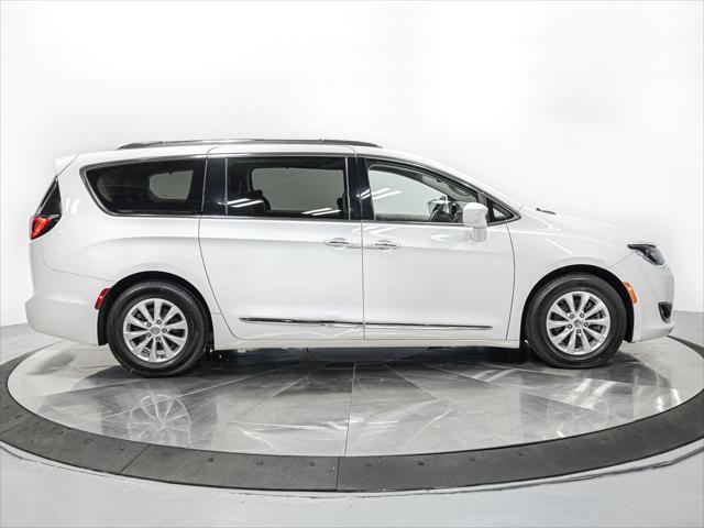 used 2018 Chrysler Pacifica car, priced at $17,890