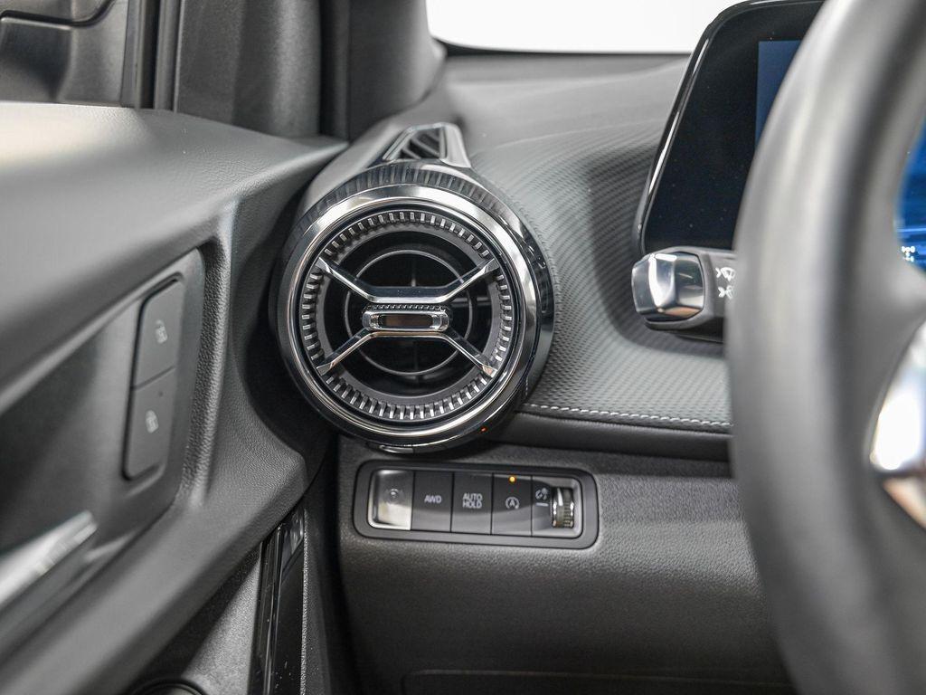 used 2025 Chevrolet Equinox car, priced at $26,450
