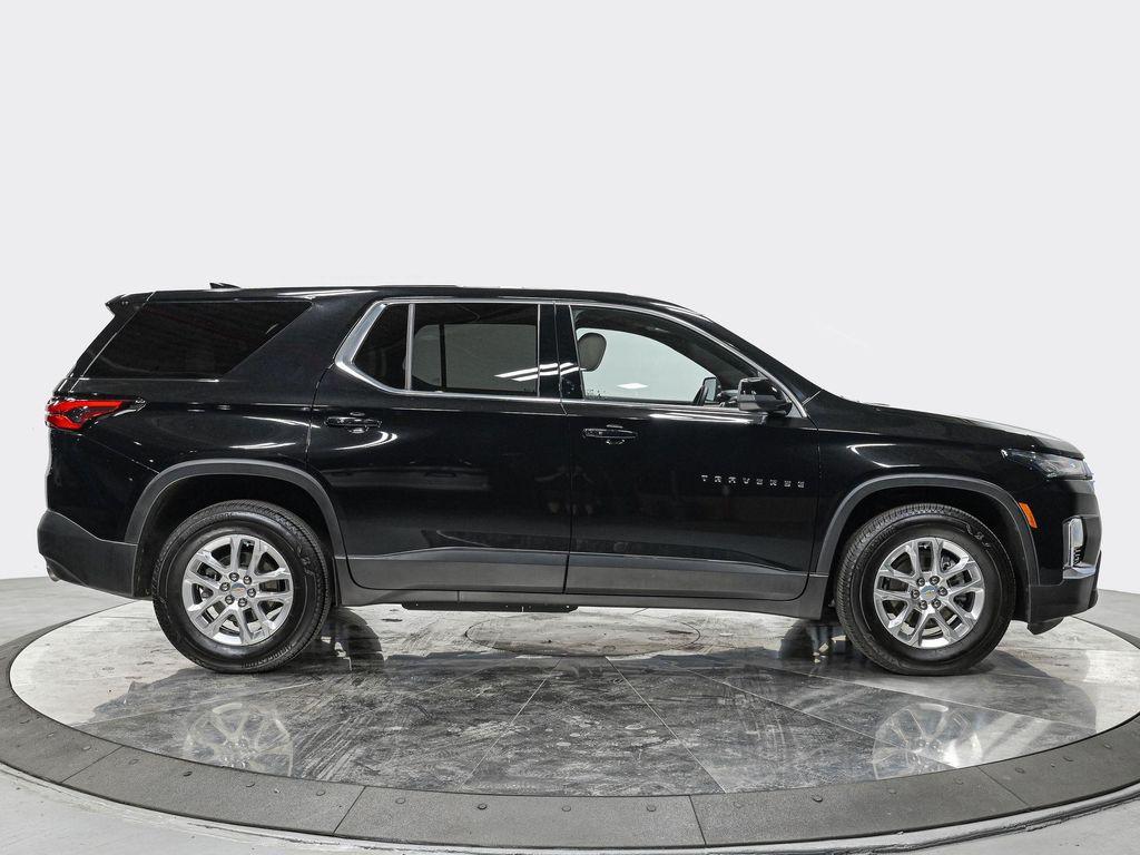 used 2023 Chevrolet Traverse car, priced at $26,890