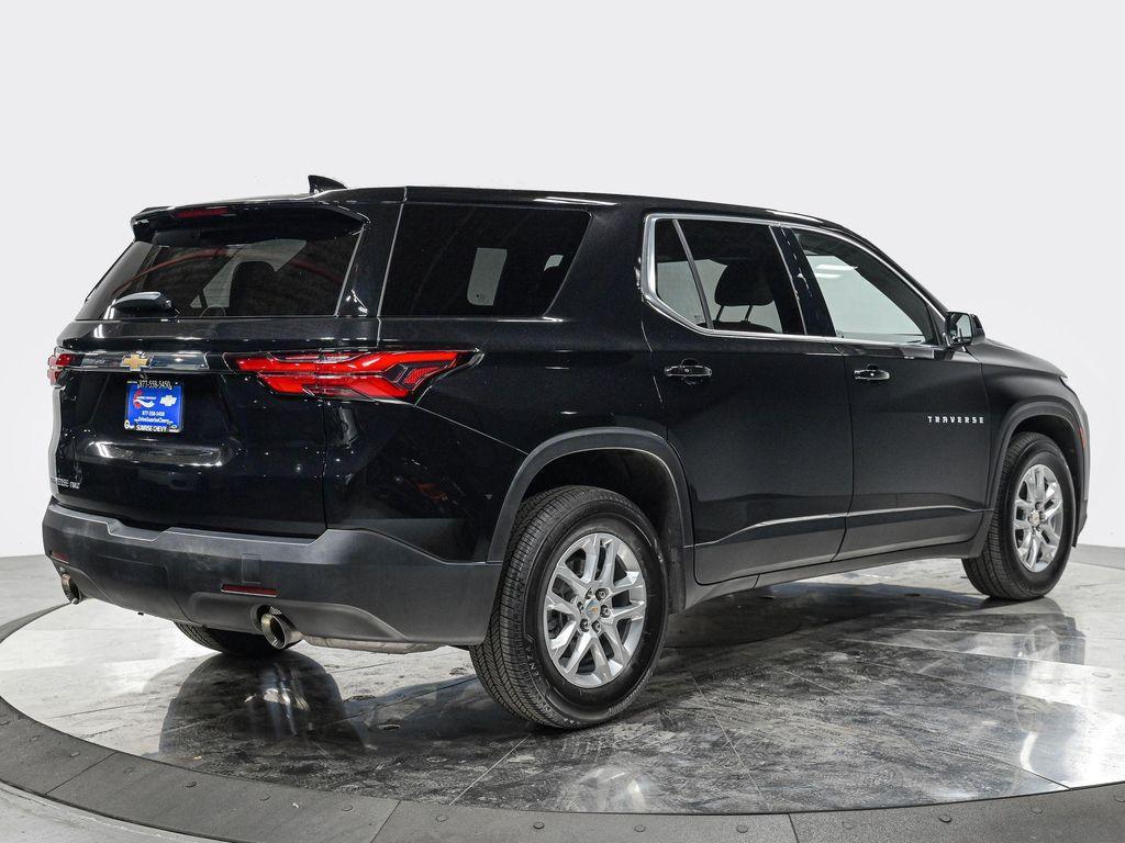 used 2023 Chevrolet Traverse car, priced at $26,890