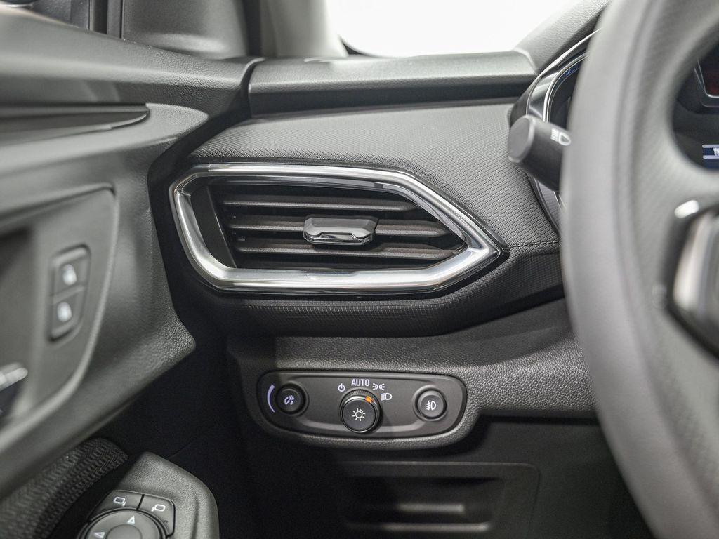 used 2022 Chevrolet TrailBlazer car, priced at $23,987
