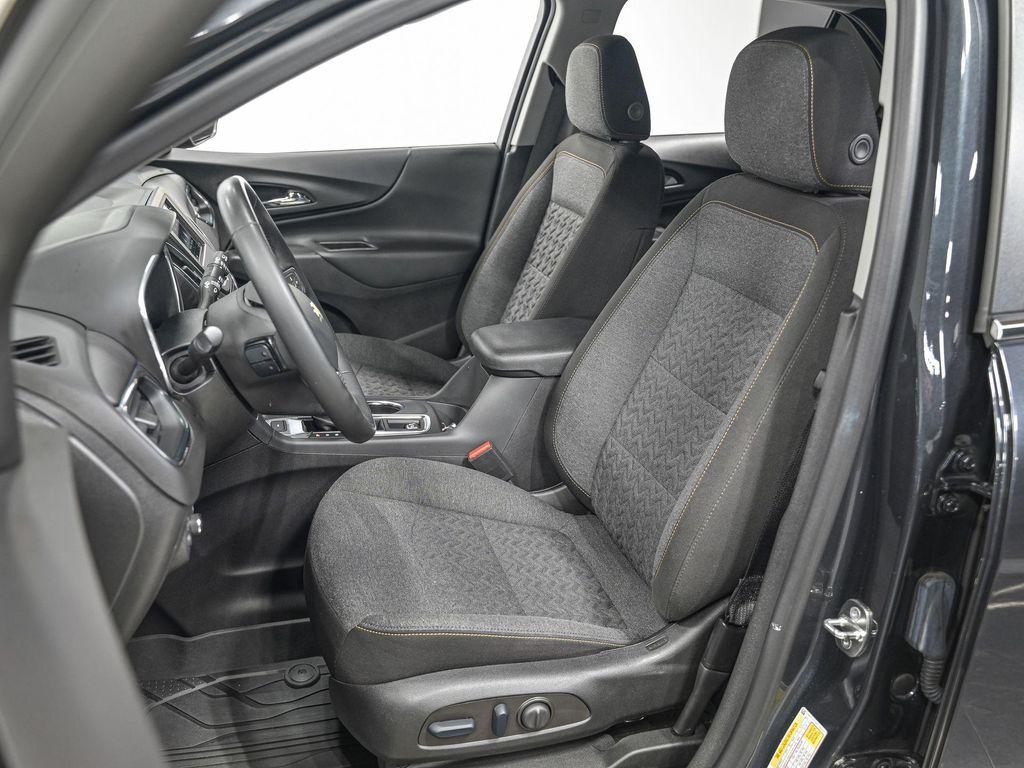 used 2023 Chevrolet Equinox car, priced at $21,828