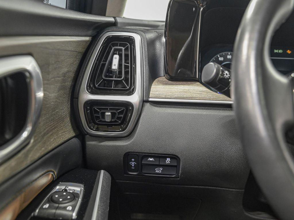used 2021 Kia Sorento car, priced at $28,990