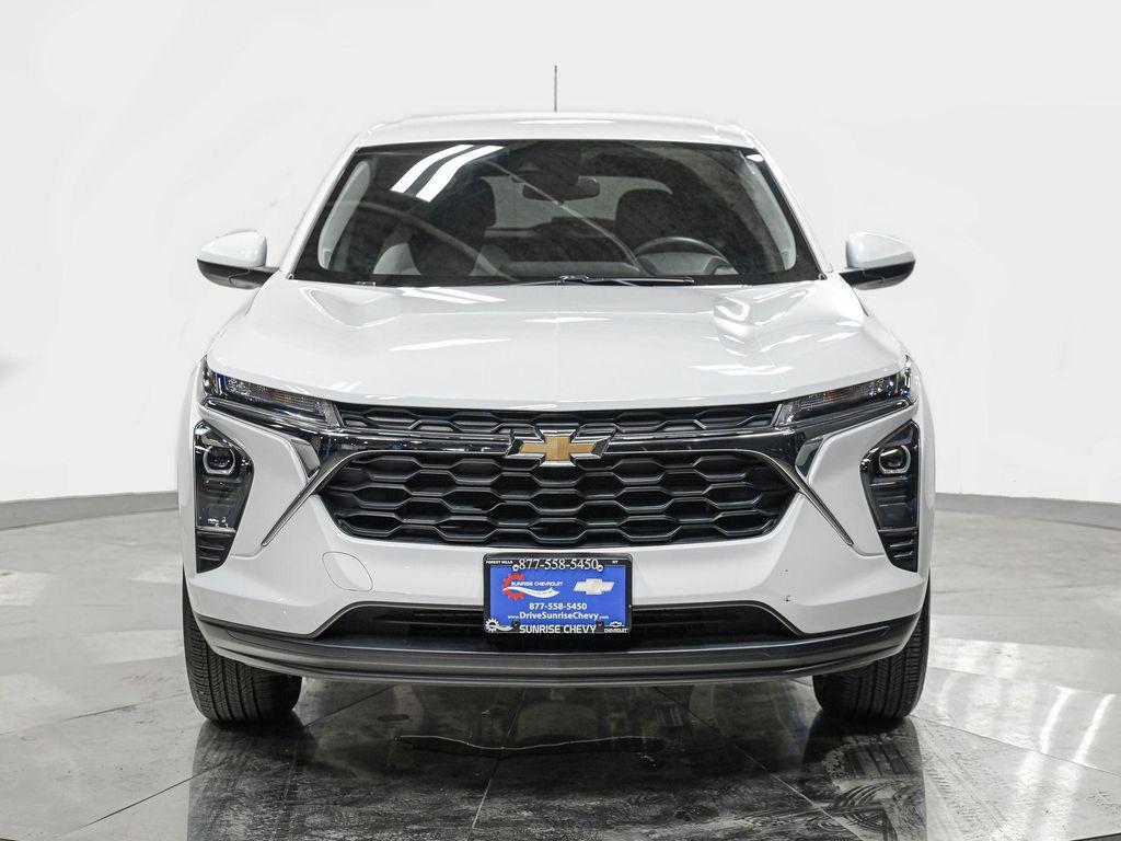 used 2024 Chevrolet Trax car, priced at $19,450
