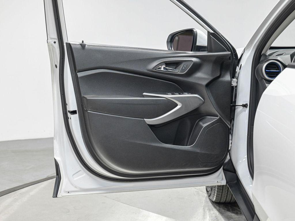 used 2024 Chevrolet Trax car, priced at $19,450