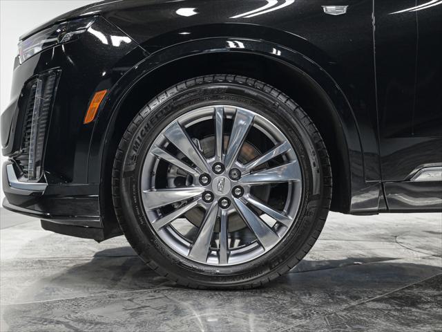 used 2025 Cadillac XT6 car, priced at $48,990