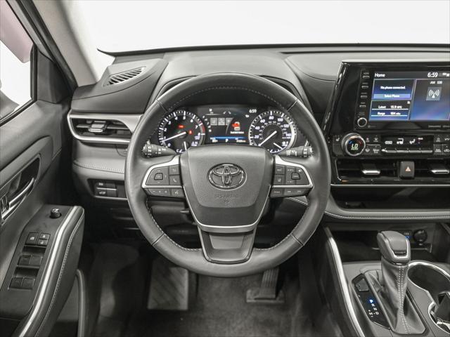used 2022 Toyota Highlander car, priced at $36,740