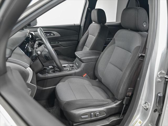 used 2022 Chevrolet Traverse car, priced at $29,450