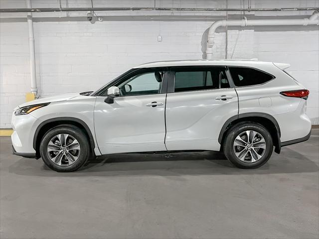 used 2023 Toyota Highlander car, priced at $33,890