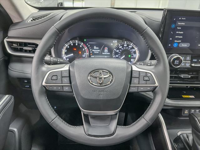 used 2023 Toyota Highlander car, priced at $33,890