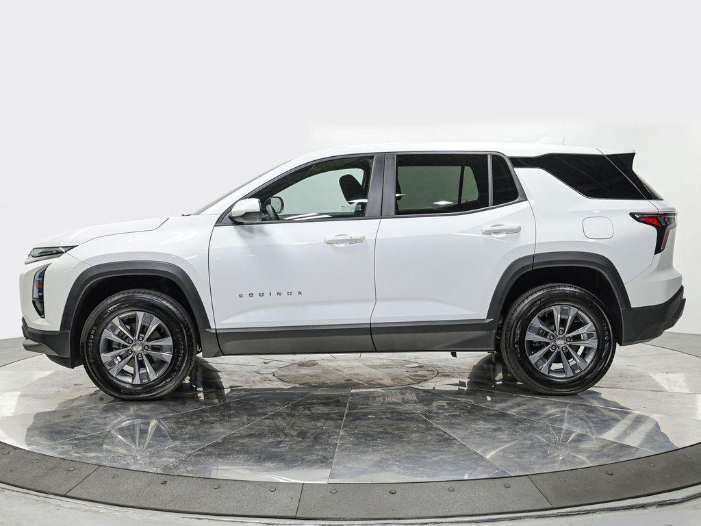 used 2025 Chevrolet Equinox car, priced at $25,990