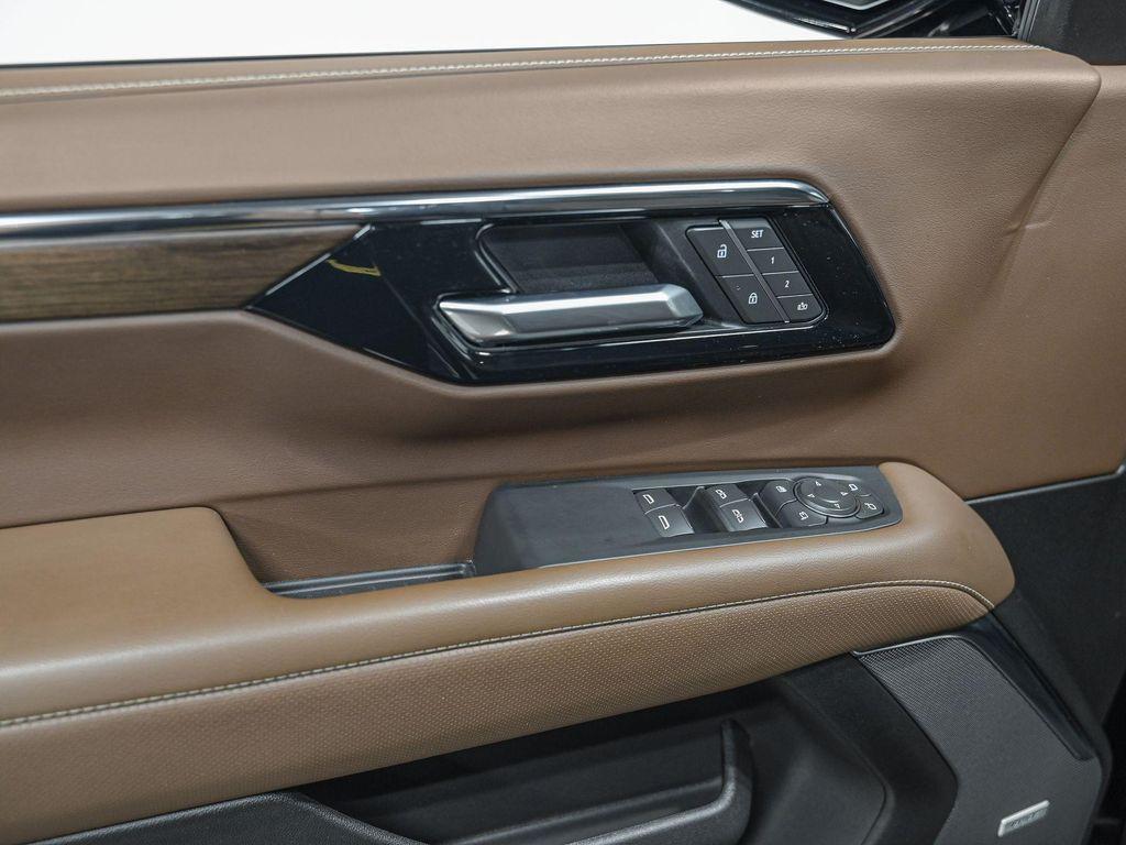 used 2025 Chevrolet Suburban car, priced at $79,740