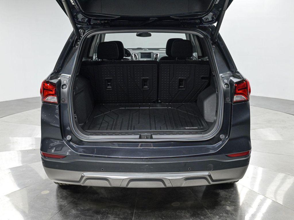 used 2022 Chevrolet Equinox car, priced at $19,450