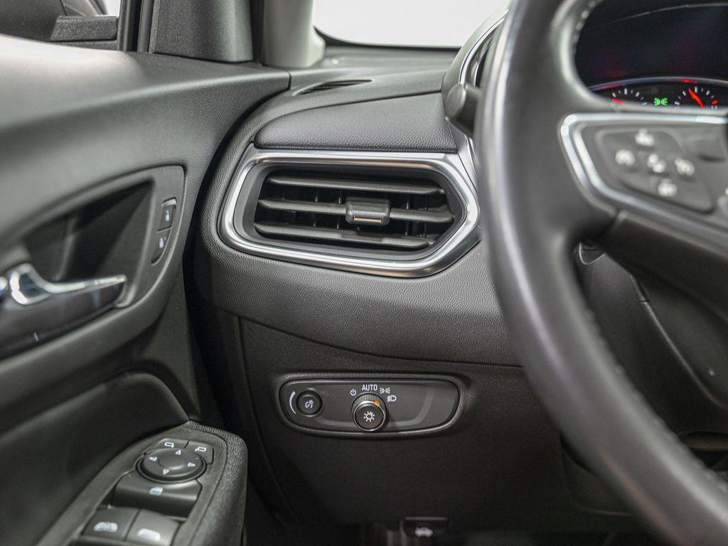 used 2022 Chevrolet Equinox car, priced at $19,450