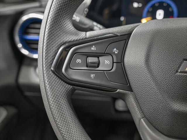 used 2025 Chevrolet Trax car, priced at $24,256