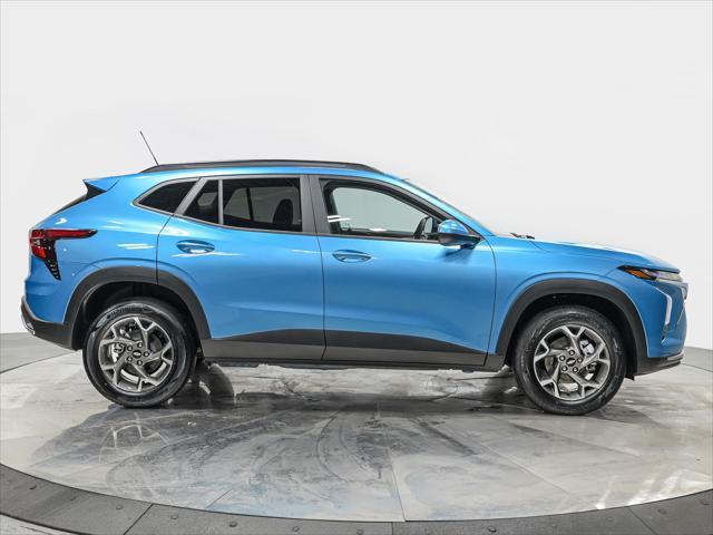 used 2025 Chevrolet Trax car, priced at $24,256