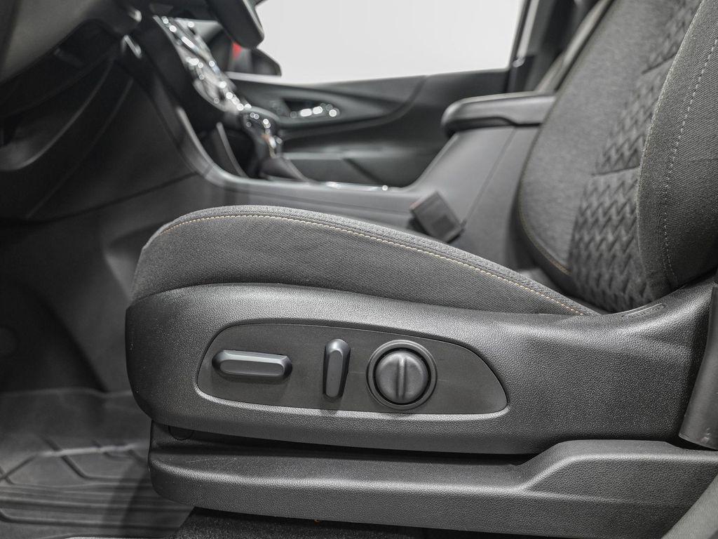 used 2023 Chevrolet Equinox car, priced at $24,699