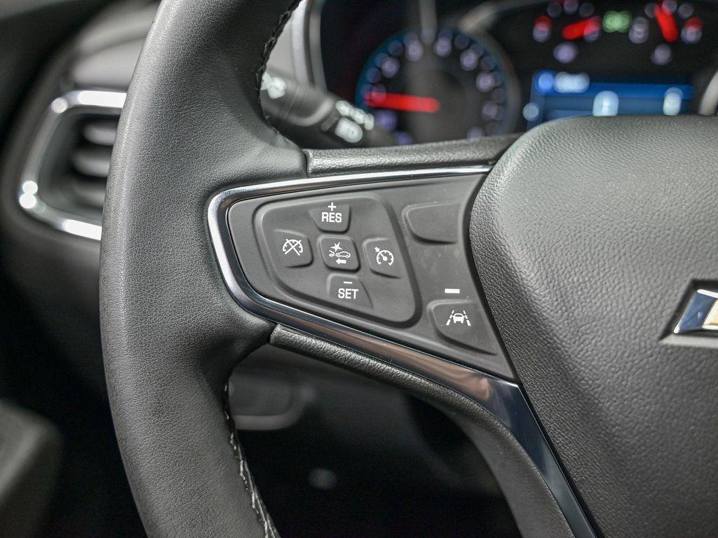 used 2024 Chevrolet Equinox car, priced at $21,740