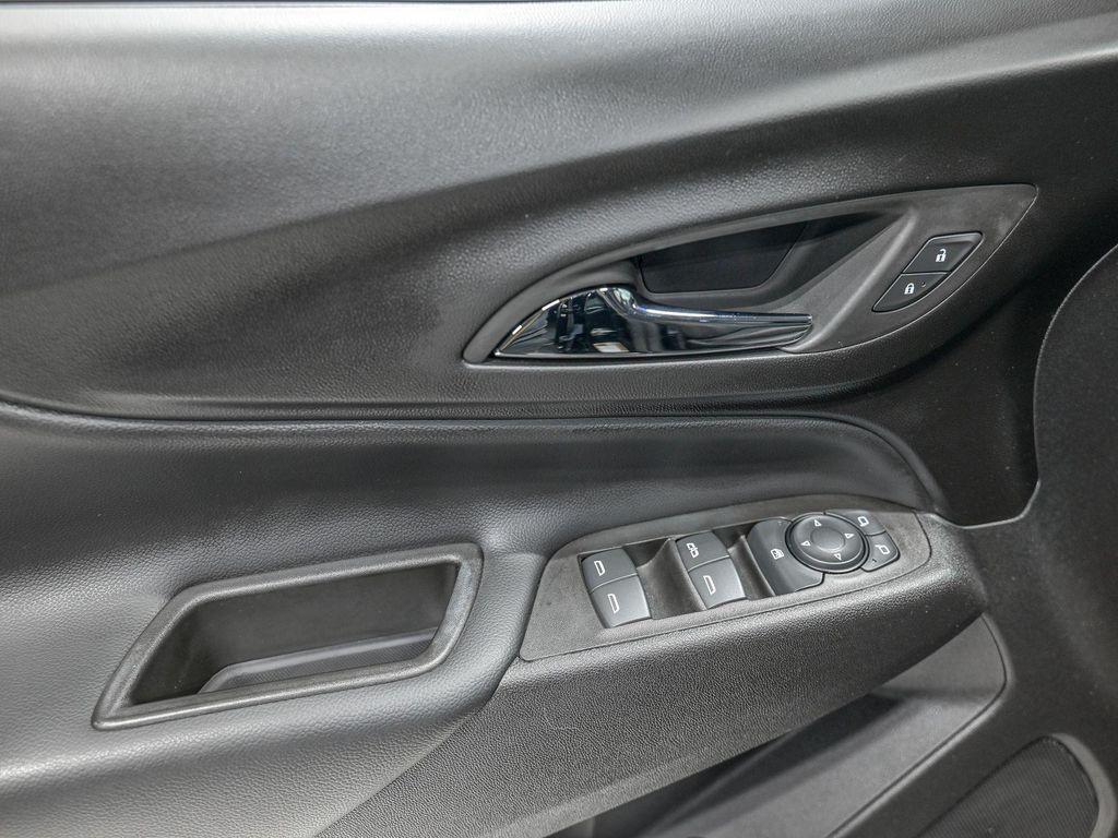 used 2024 Chevrolet Equinox car, priced at $21,740