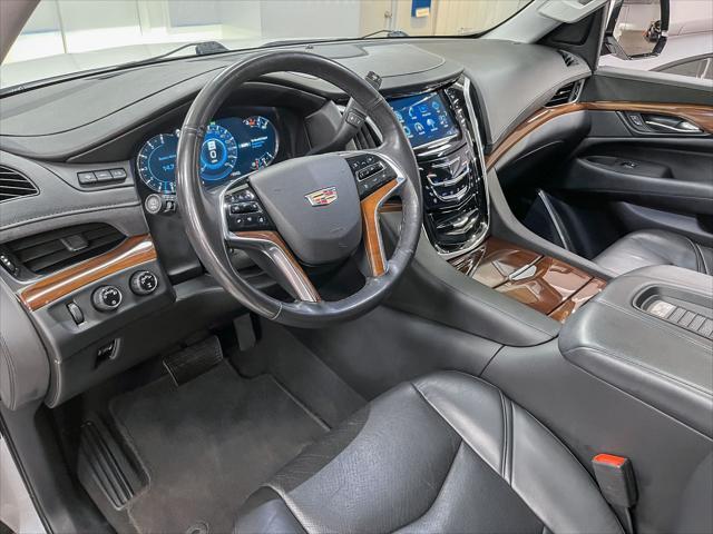 used 2020 Cadillac Escalade ESV car, priced at $46,740