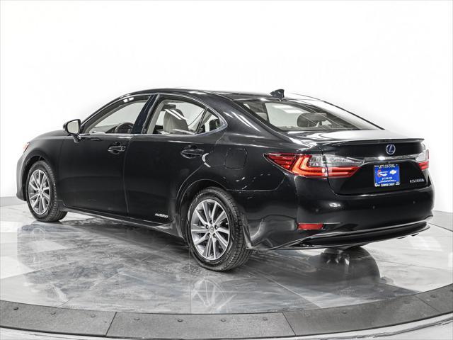 used 2018 Lexus ES 300h car, priced at $22,890