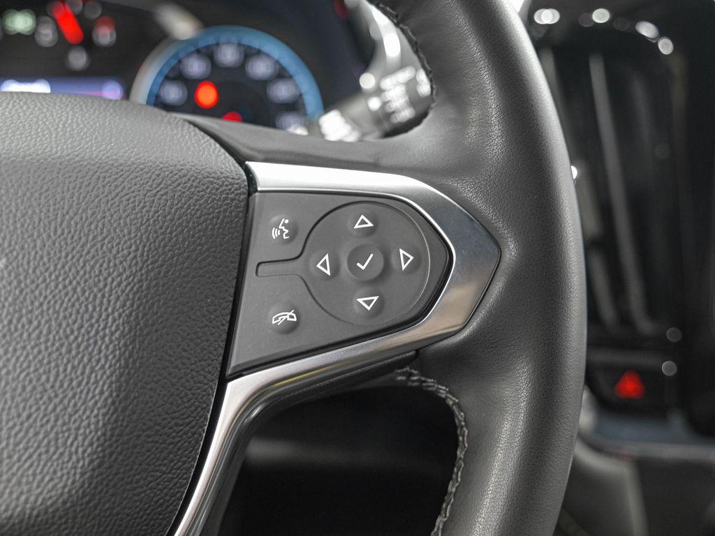 used 2023 Chevrolet Traverse car, priced at $28,240