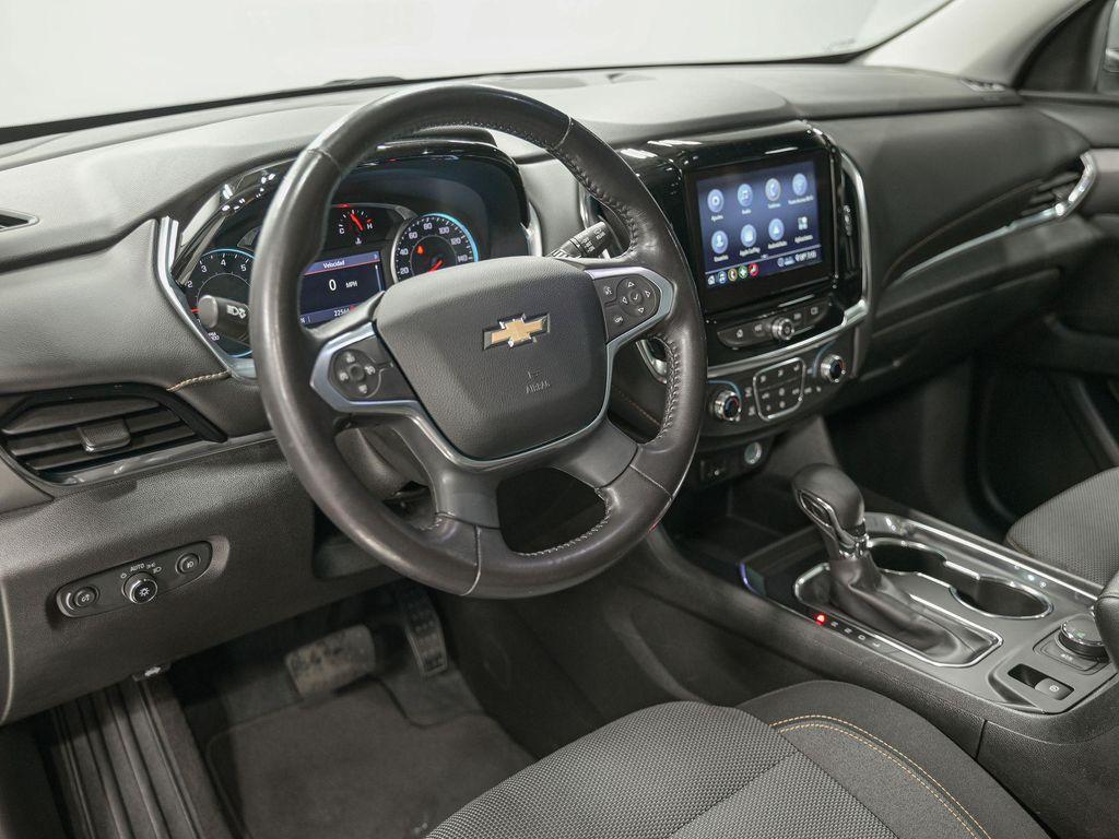 used 2021 Chevrolet Traverse car