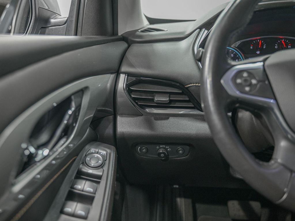used 2021 Chevrolet Traverse car