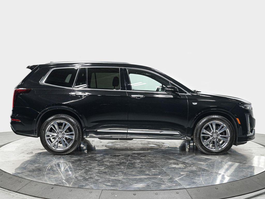 used 2023 Cadillac XT6 car, priced at $30,222