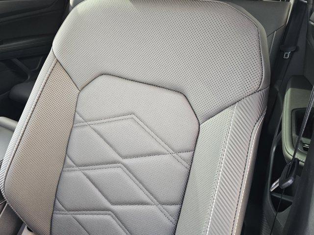 new 2025 Volkswagen Atlas Cross Sport car, priced at $45,511