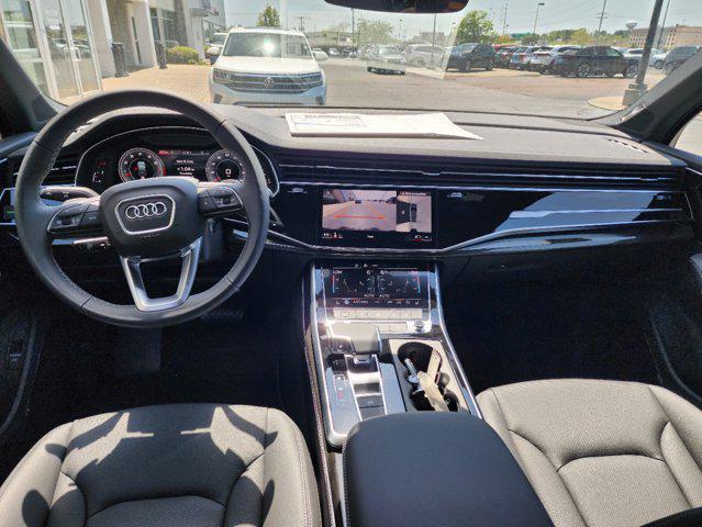 new 2025 Audi Q7 car, priced at $77,750