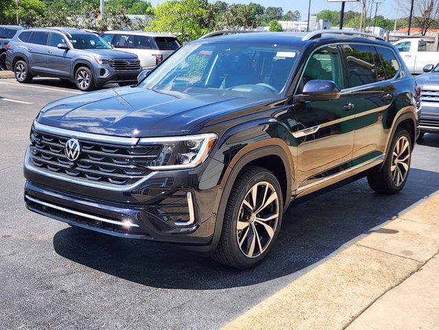 new 2025 Volkswagen Atlas car, priced at $53,356