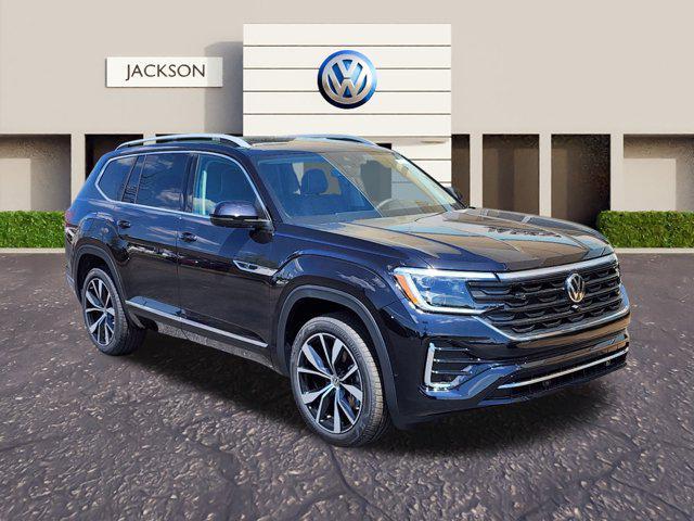 new 2025 Volkswagen Atlas car, priced at $53,356