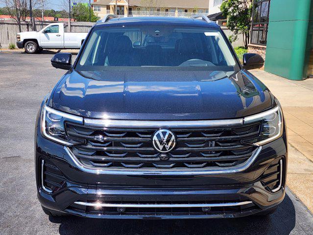 new 2025 Volkswagen Atlas car, priced at $53,356