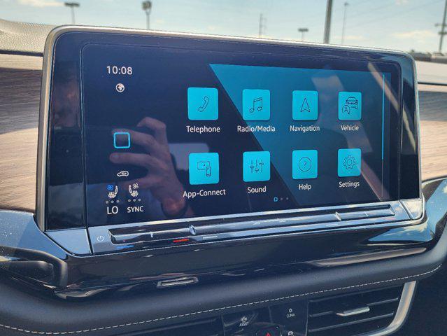 new 2025 Volkswagen Atlas car, priced at $53,356