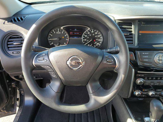 used 2020 Nissan Pathfinder car, priced at $22,259