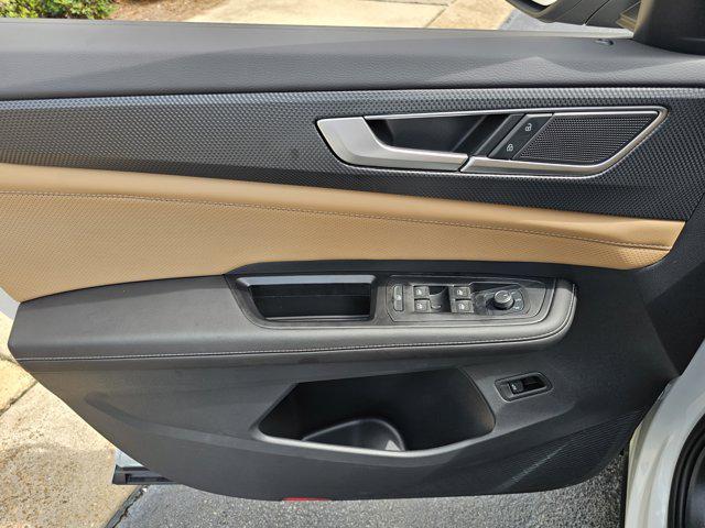 used 2025 Volkswagen Atlas Cross Sport car, priced at $47,495