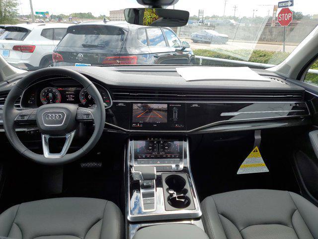 new 2025 Audi Q7 car, priced at $75,800