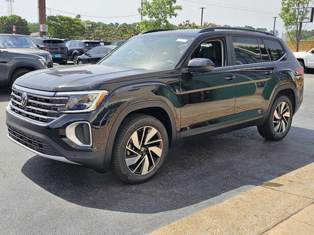new 2025 Volkswagen Atlas car, priced at $45,656