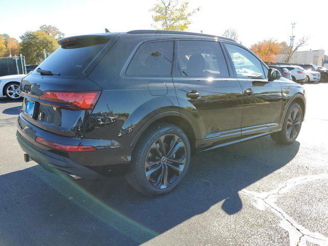 new 2025 Audi Q7 car, priced at $77,750