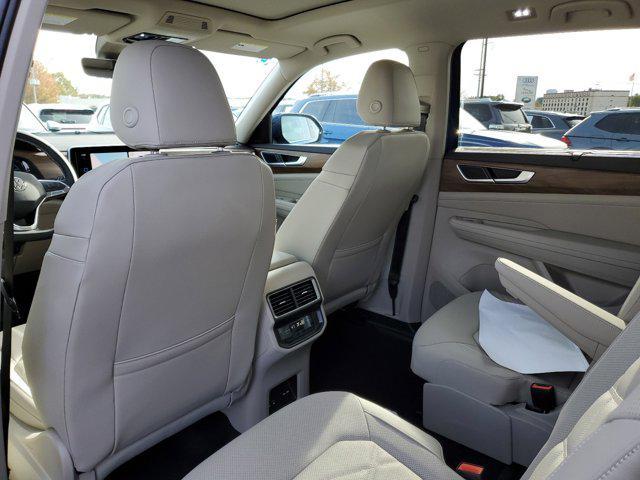 new 2025 Volkswagen Atlas car, priced at $44,716