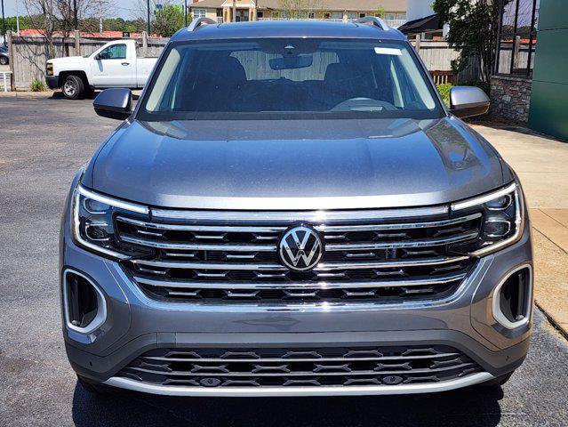 new 2025 Volkswagen Atlas car, priced at $49,046